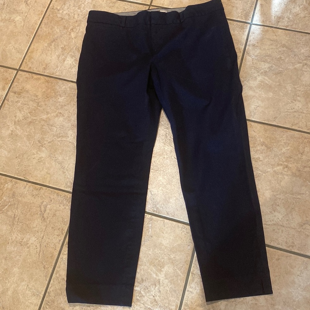 Banana Republic Sloan fit trousers in Navy size 14
